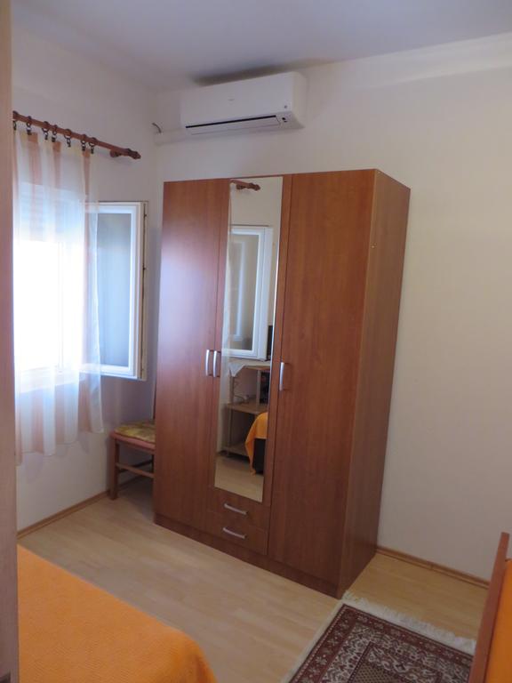 Apartment Cvita Biograd Na Moru Pokój zdjęcie